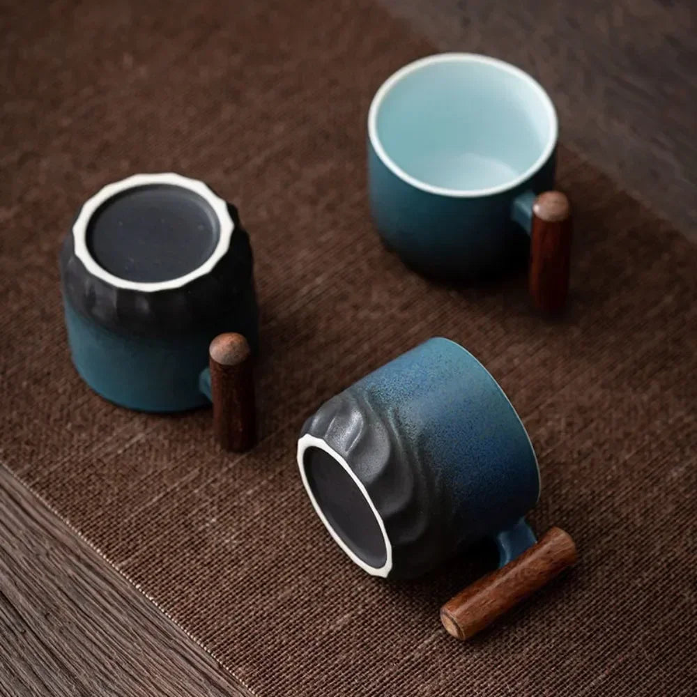 Tasses à expresso vintage avec manche en bois